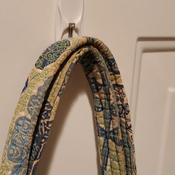 Vera Bradley Cloth Quilted Purse - Picture 6 of 11